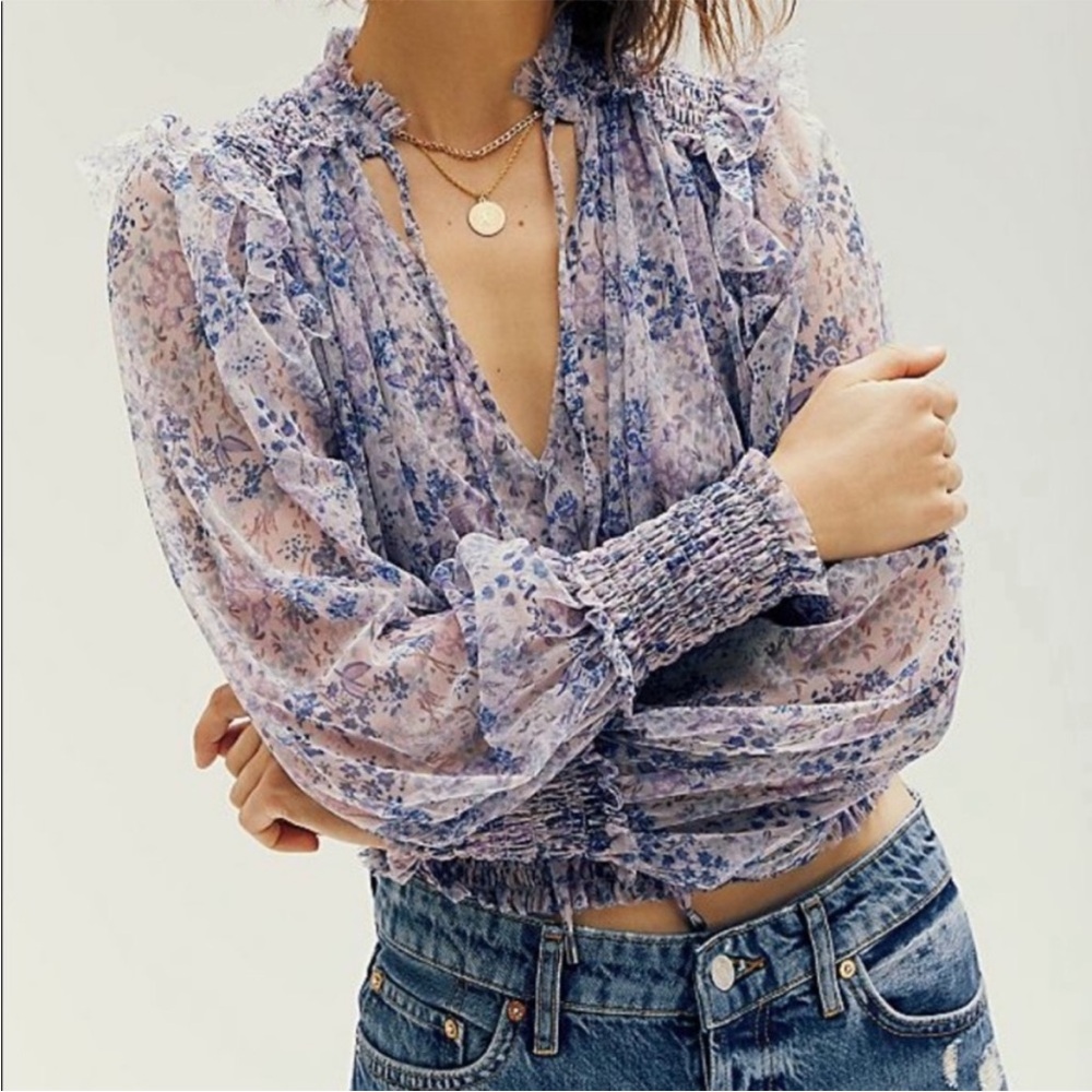 Free People Twyla Smocked Top Print Lilac Size XS